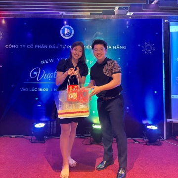 YEAR END PARTY NDN 2022 – “VƯỢT NGƯỠNG”