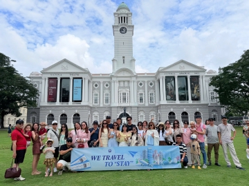 Hello Singapore ...!