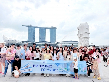 Hello Singapore ...!